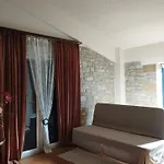Nyaraló Myrto