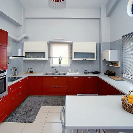 Holiday home Myrto